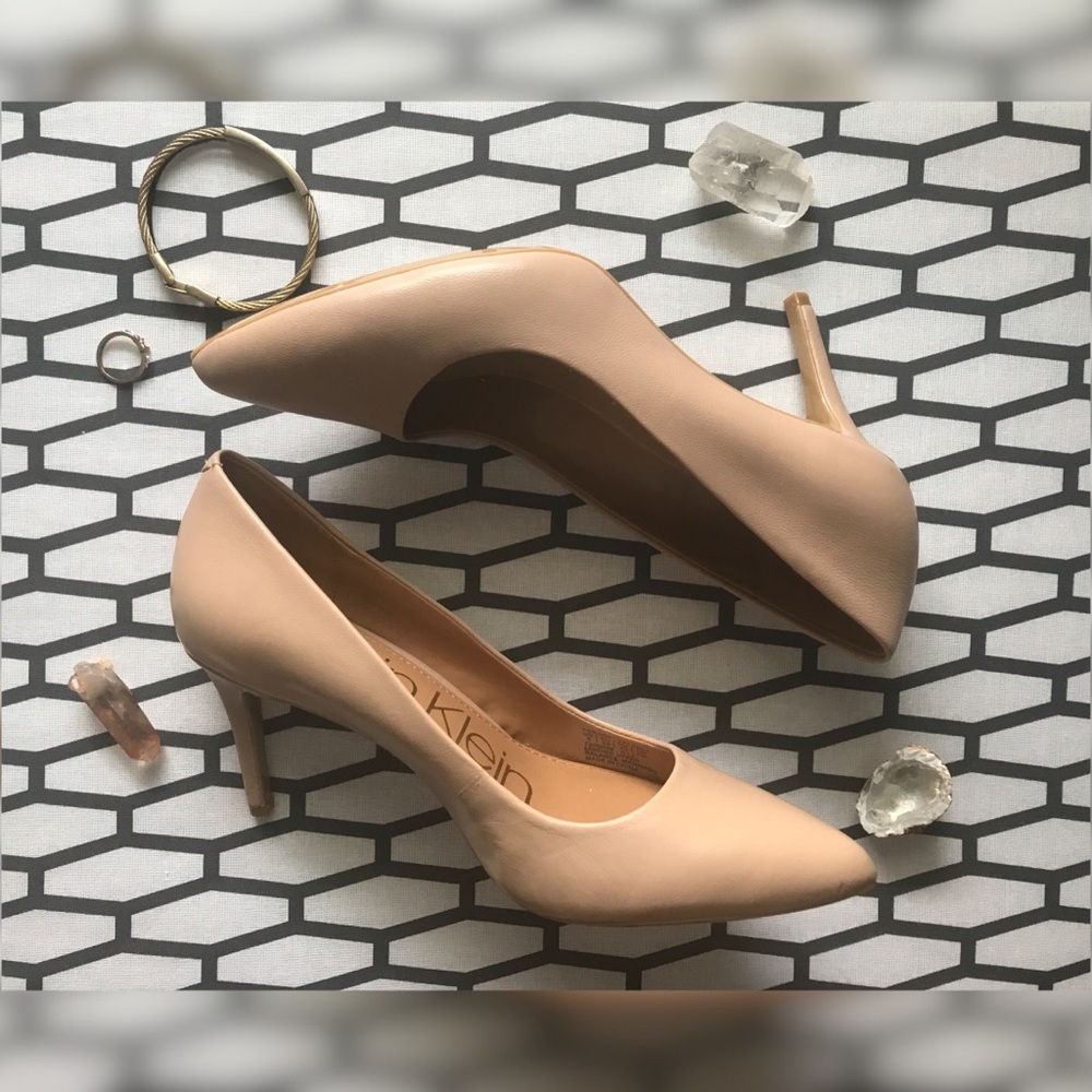 Calvin Klein Kamara Smooth Leather Pump